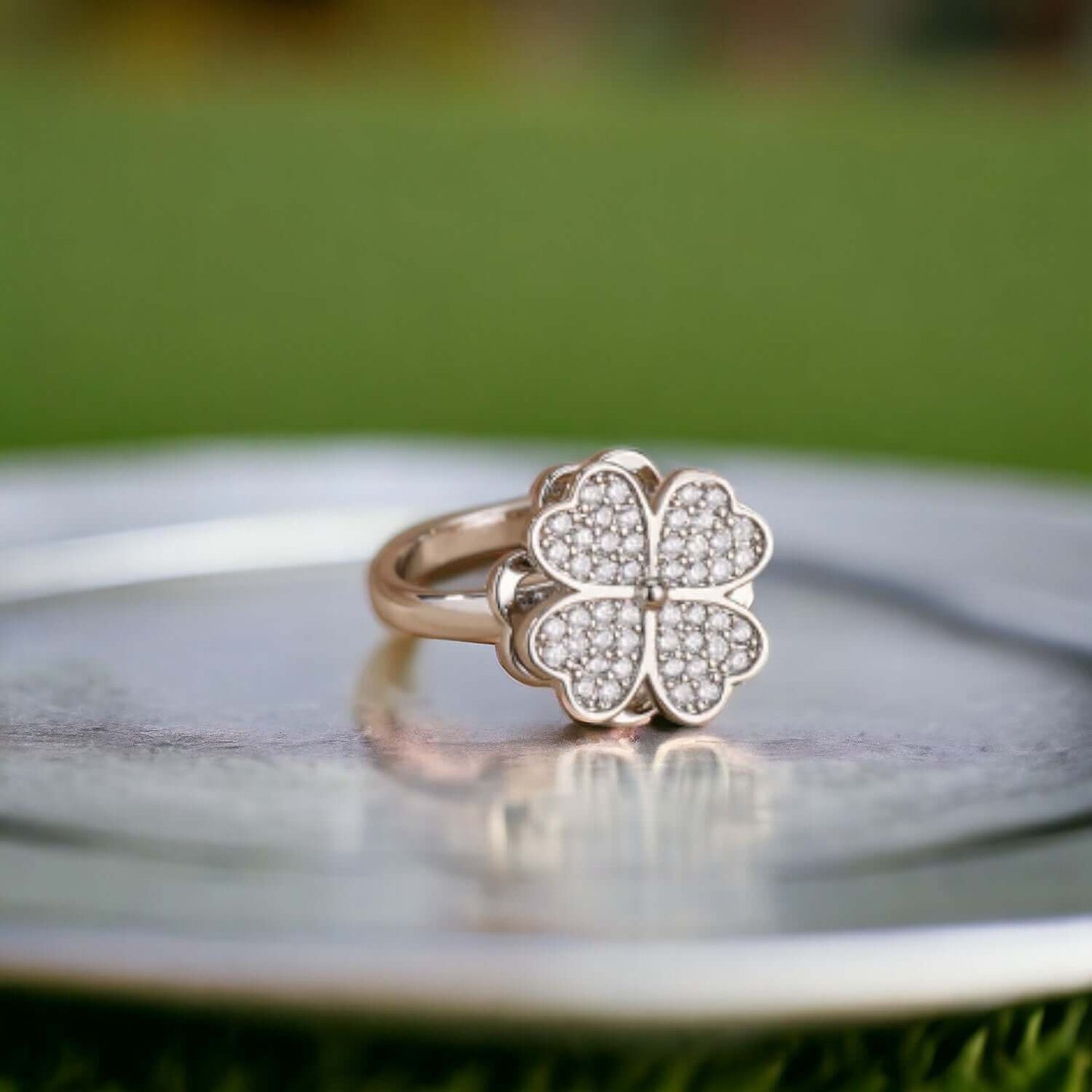 Silver Four Leaf Clover Zircon Rotatable Rings