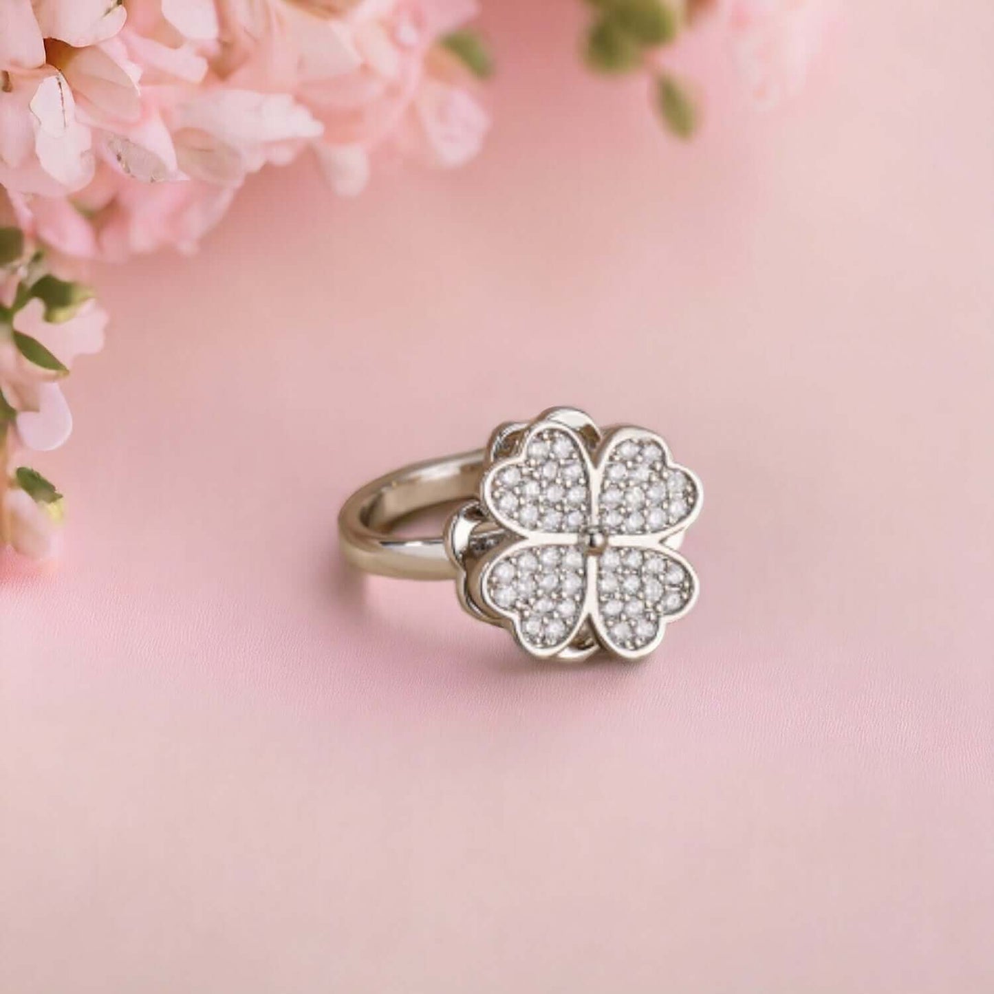 Silver Four Leaf Clover Zircon Rotatable Rings