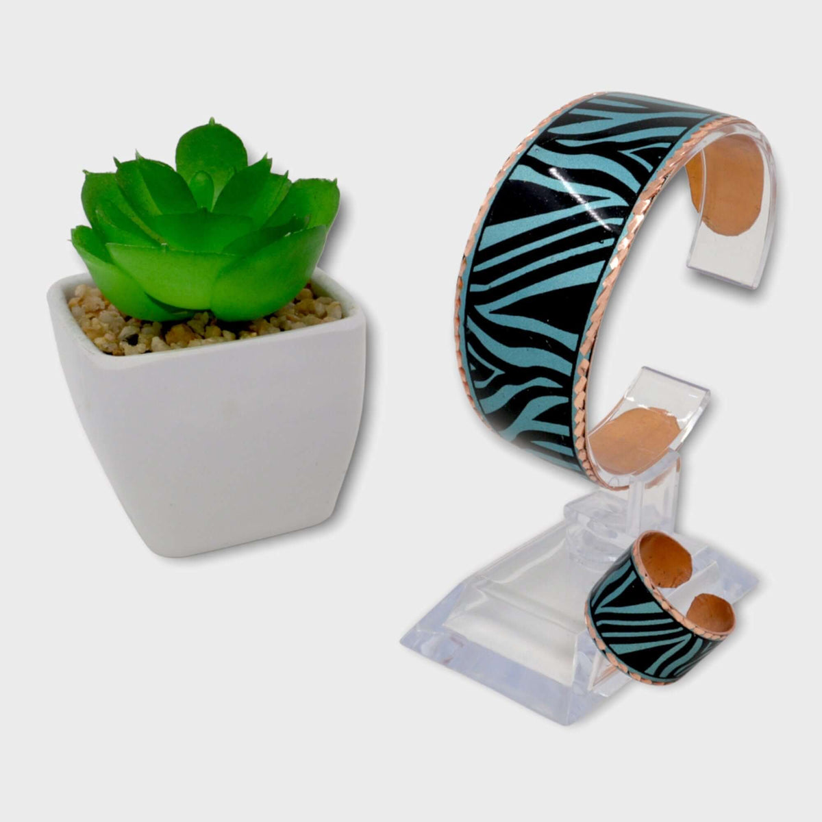 Bracelet from the adjustable turquoise copper ring and bracelet set worn on the wrist